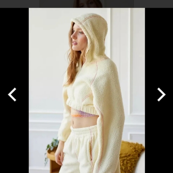 NWT | Urban Outfitters 'out from under' fleece hooded crop zip up | Large - Picture 2 of 9